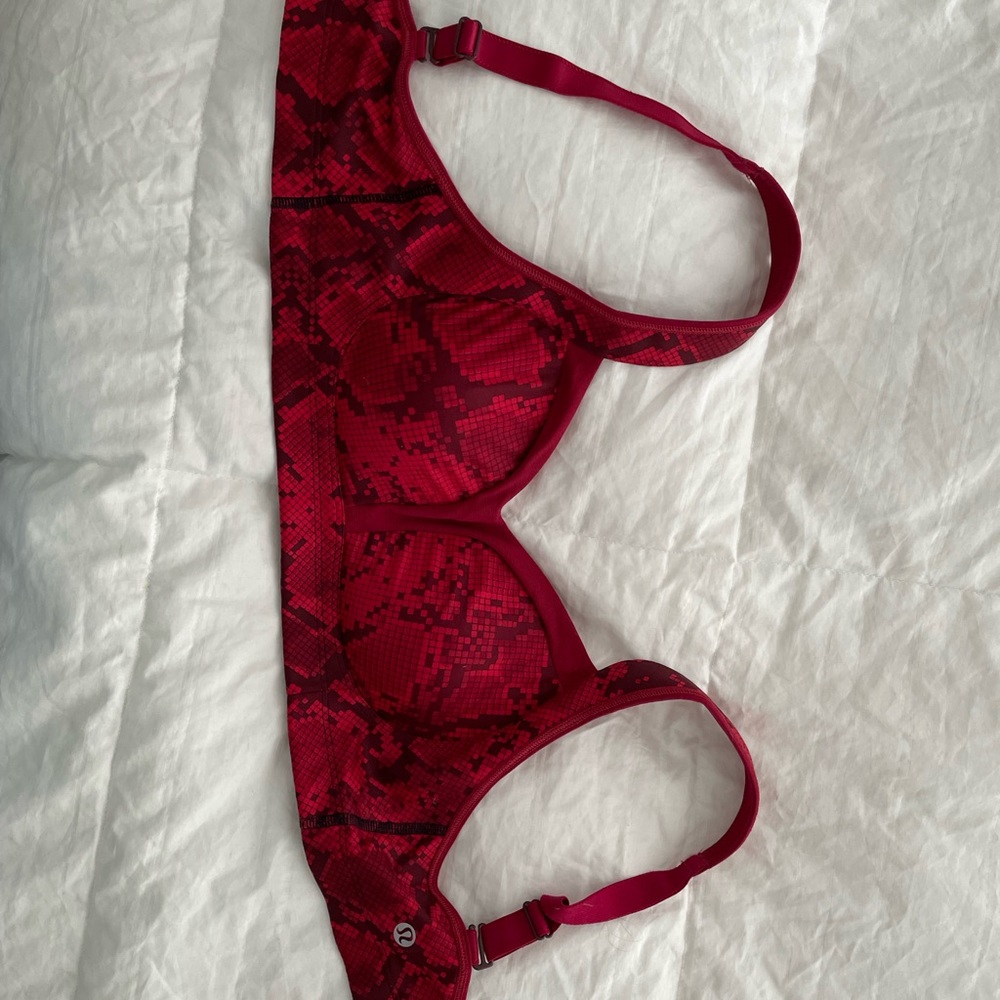 Lululemon Bra Red 32 DD 32DD
